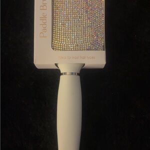 Glitz and glam Silver and white hair brush